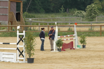 L'entaîneur national poney était présent pour suivre l'évolution des couples.